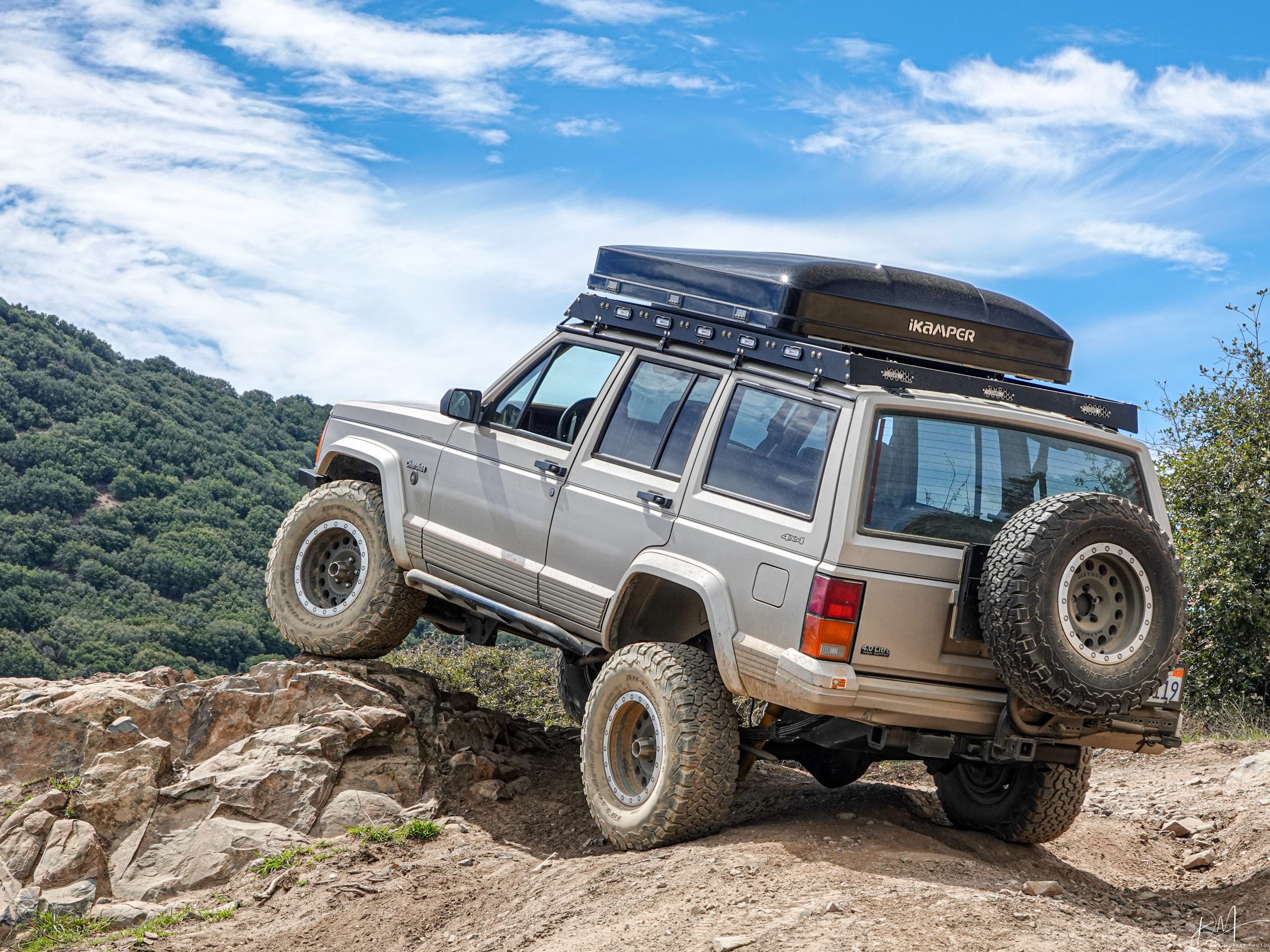 TrailSwing® for 2014-2025 Jeep Cherokee